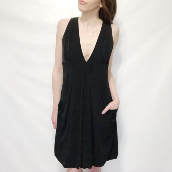 LAUNDRY BY SHELLI SEGAL V-Neck Dress with Pockets - Picture 9 of 10